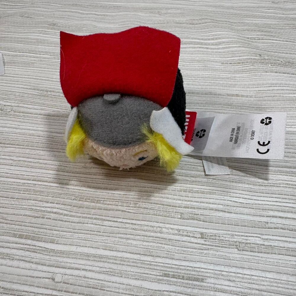 Tsum Tsum Thor Marvel mini stuffed animal - Picture 2 of 3